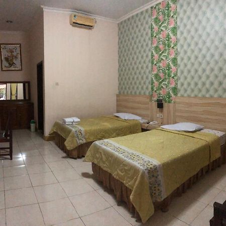 Grafika Hotel Dan Resto Gombong  外观 照片