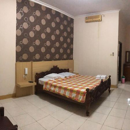 Grafika Hotel Dan Resto Gombong  外观 照片