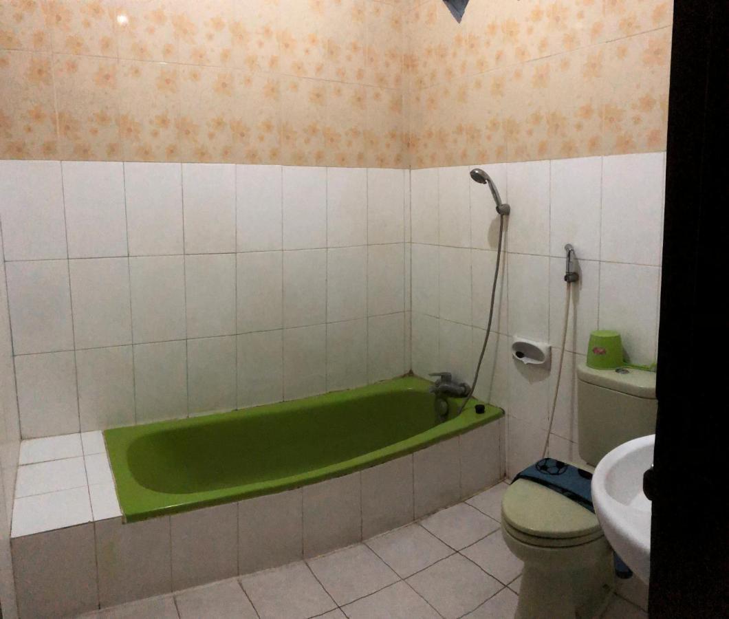 Grafika Hotel Dan Resto Gombong  外观 照片